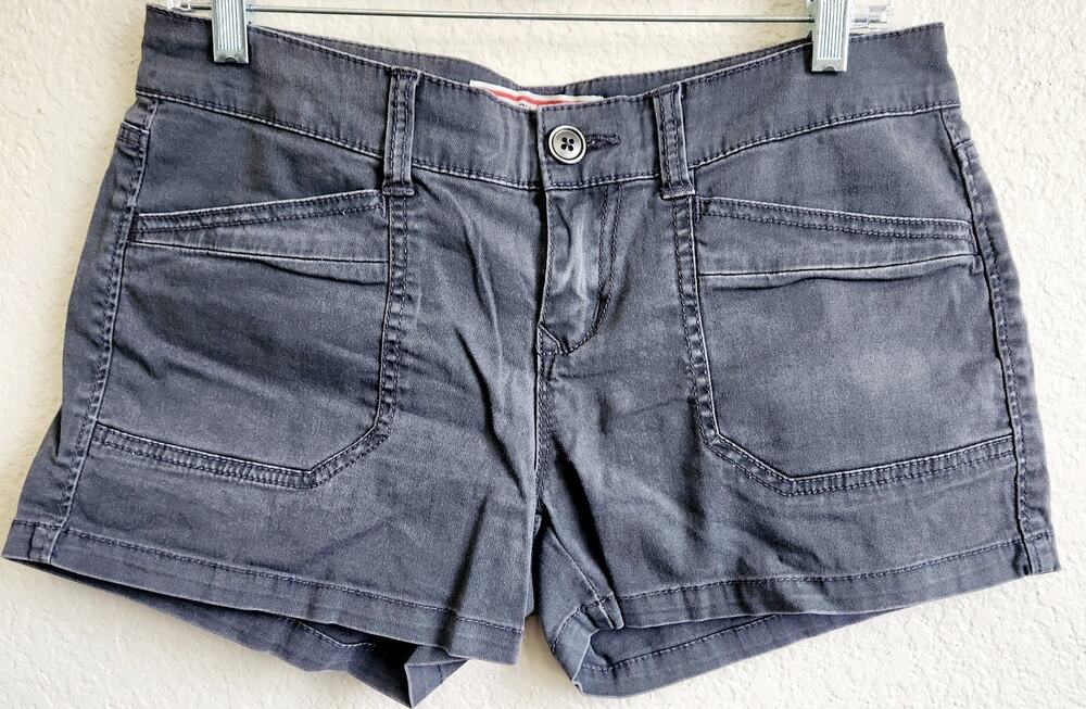 French Star Dark Gray Flat Front Slashed Pockets Shorts 9 Juniors Lightweight